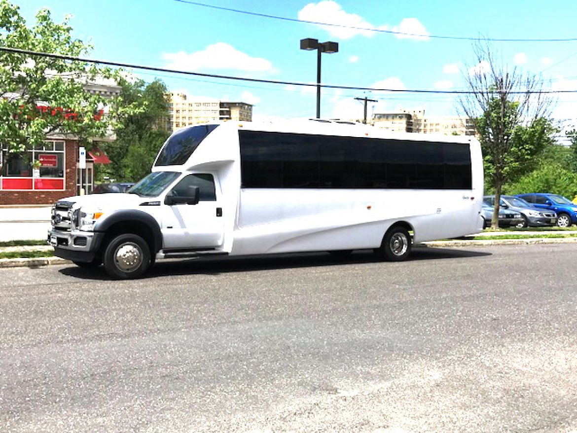 Photo of Shuttle Bus for sale: 2014 Ford F-550 33&quot; by Grech Motors