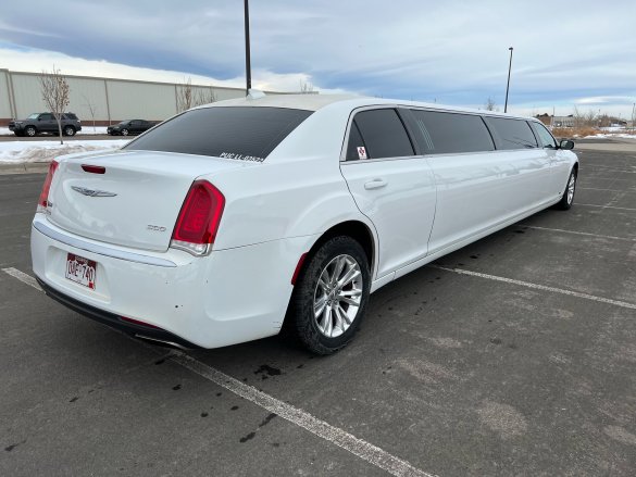 2017 Chrysler 300 Limousine for Sale in Aurora, CO - Photo 2