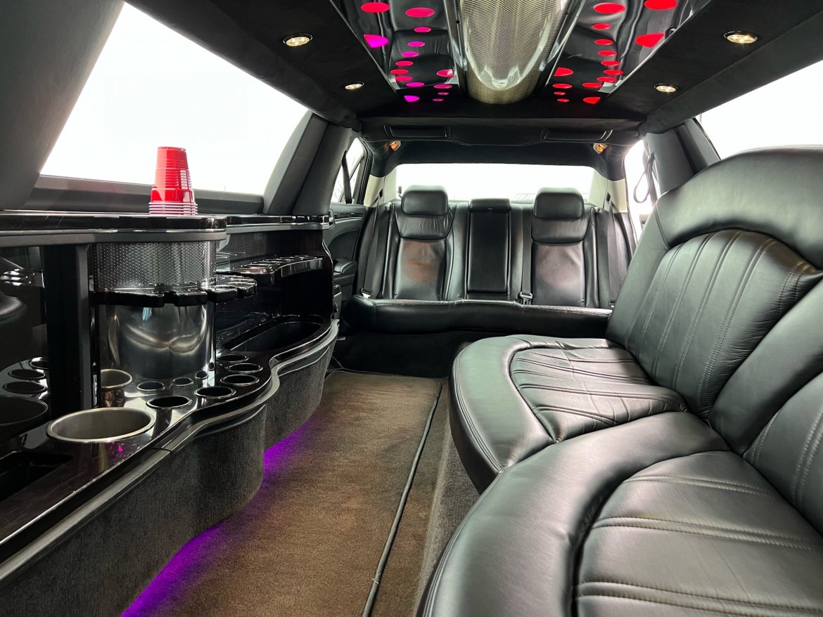 Limousine for Sale in Aurora, CO - Photo 8