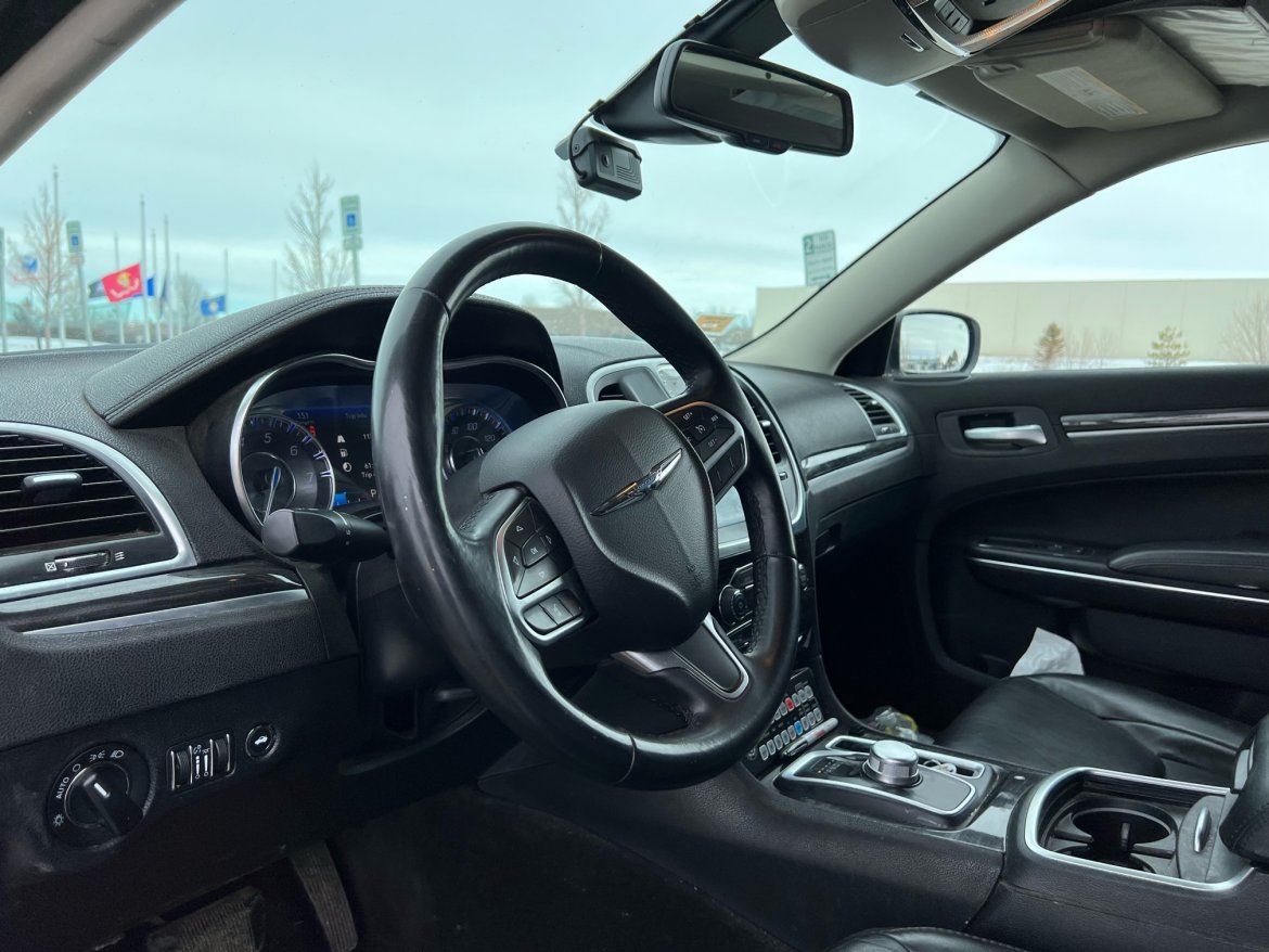 Limousine for Sale in Aurora, CO - Photo 9