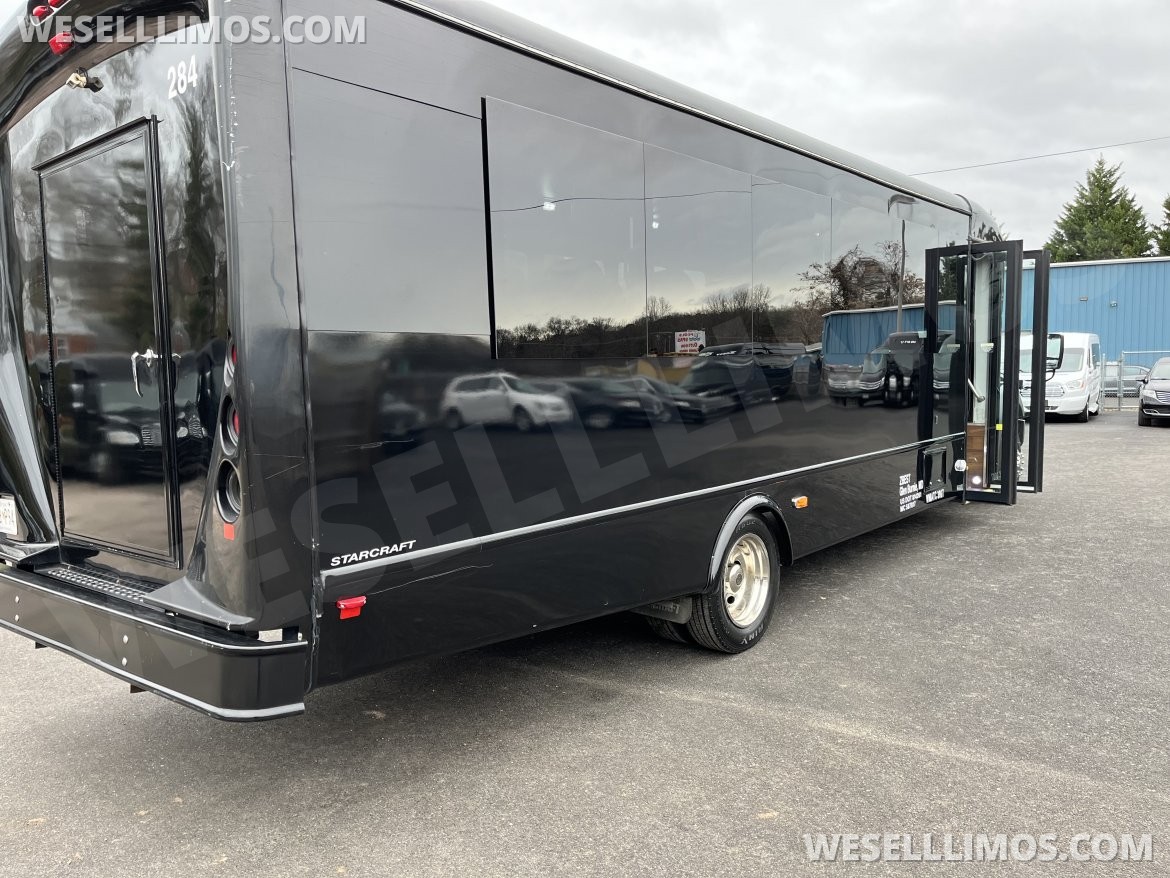 Executive Shuttle for Sale in Pasadena, MD - Photo 4