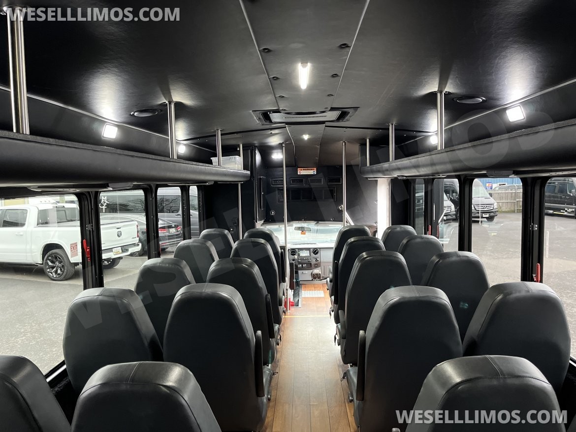 Executive Shuttle for Sale in Pasadena, MD - Photo 8