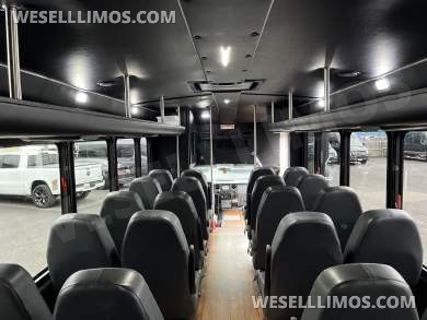 2016 Starcraft  Ford F550 Executive Shuttle