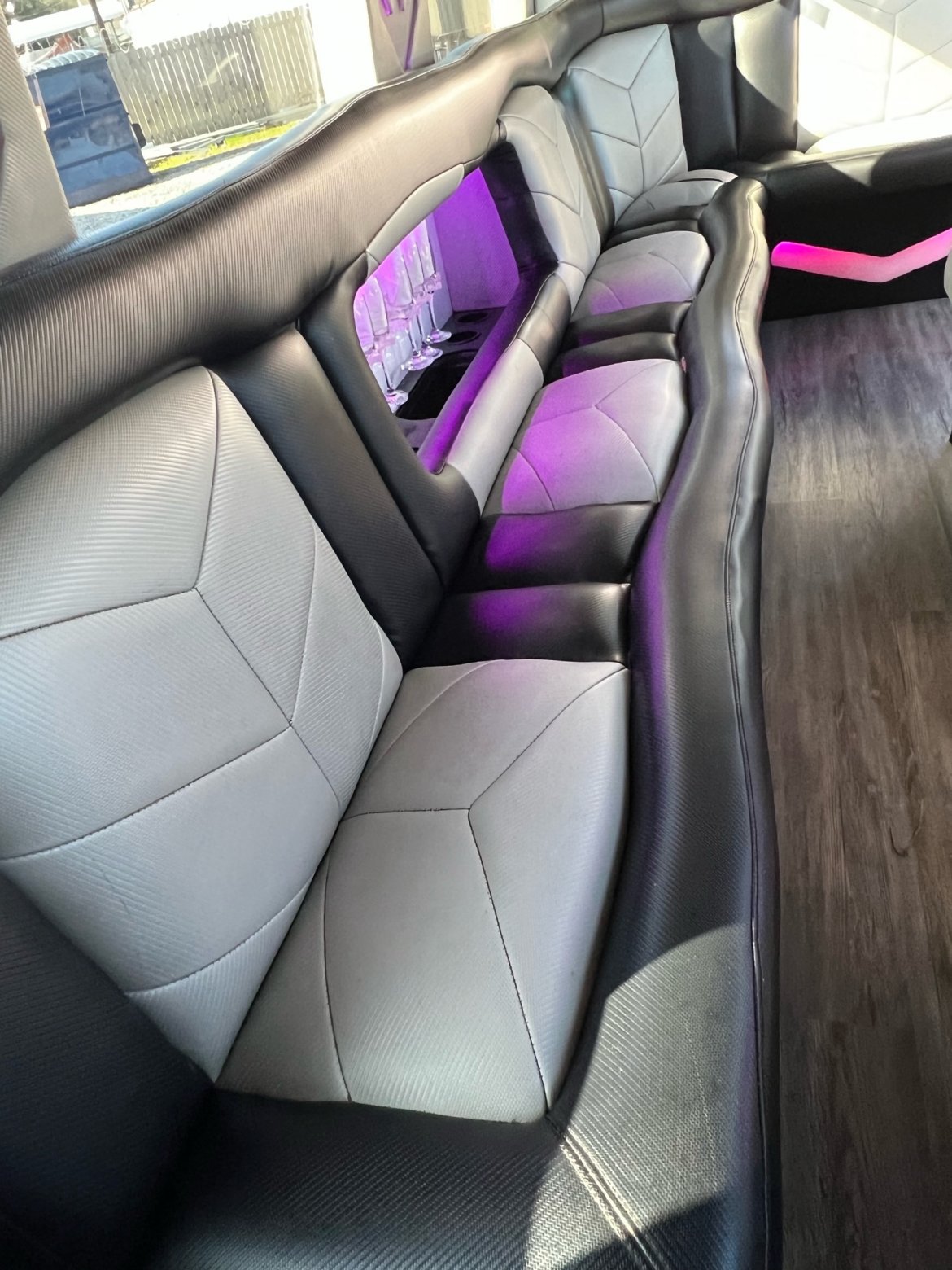 Limo Bus for Sale in Lafayette, LA - Photo 10