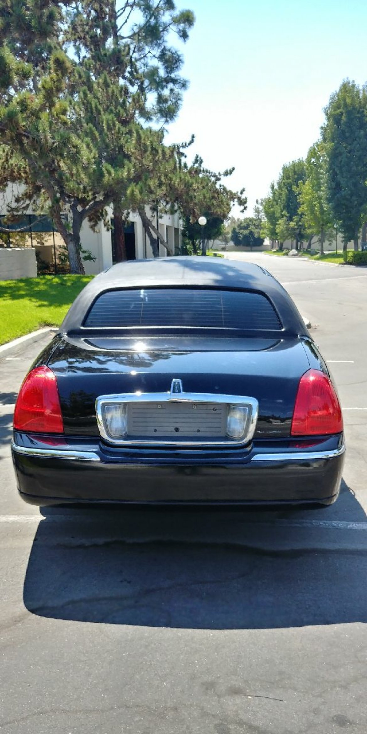 Photo of Limousine for sale: 2007 Lincoln Town car 120&quot; by Krystal Koach