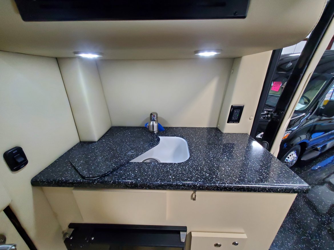 Sprinter for Sale in CYPRESS, TX - Photo 9