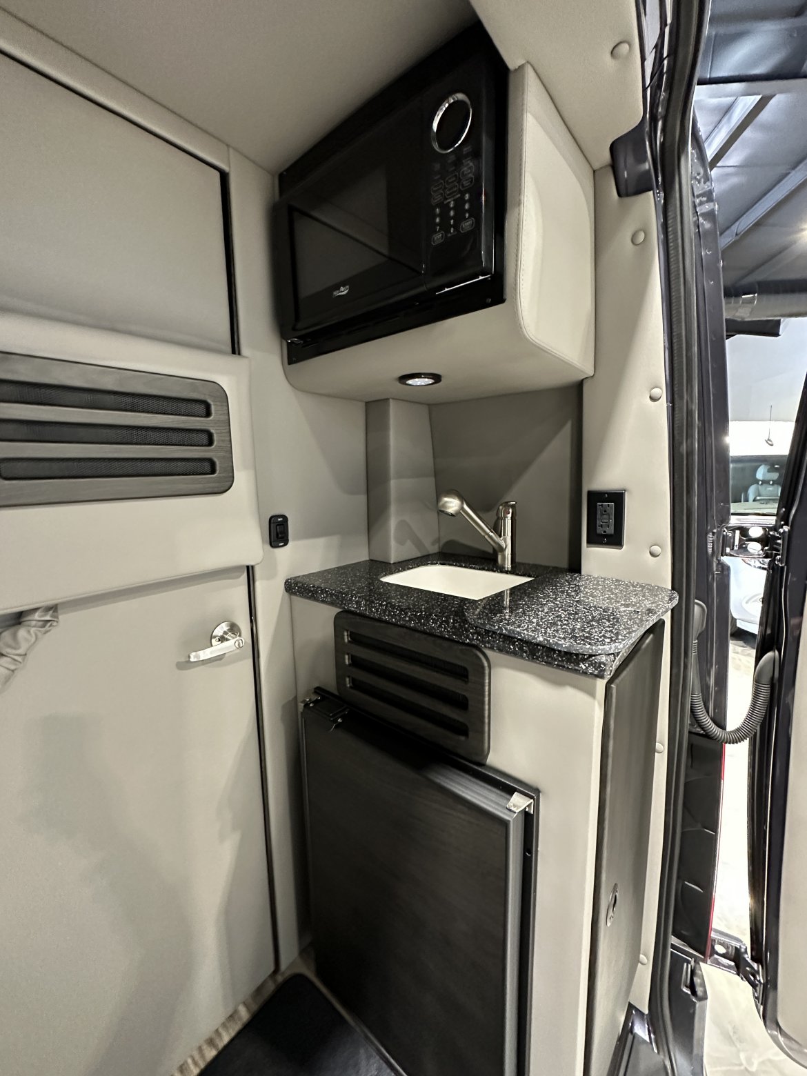 Sprinter for Sale in Baton Rouge, LA - Photo 20