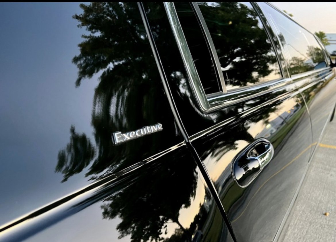 2006 California builders Lincoln Town car stretch Limousine - Photo 3