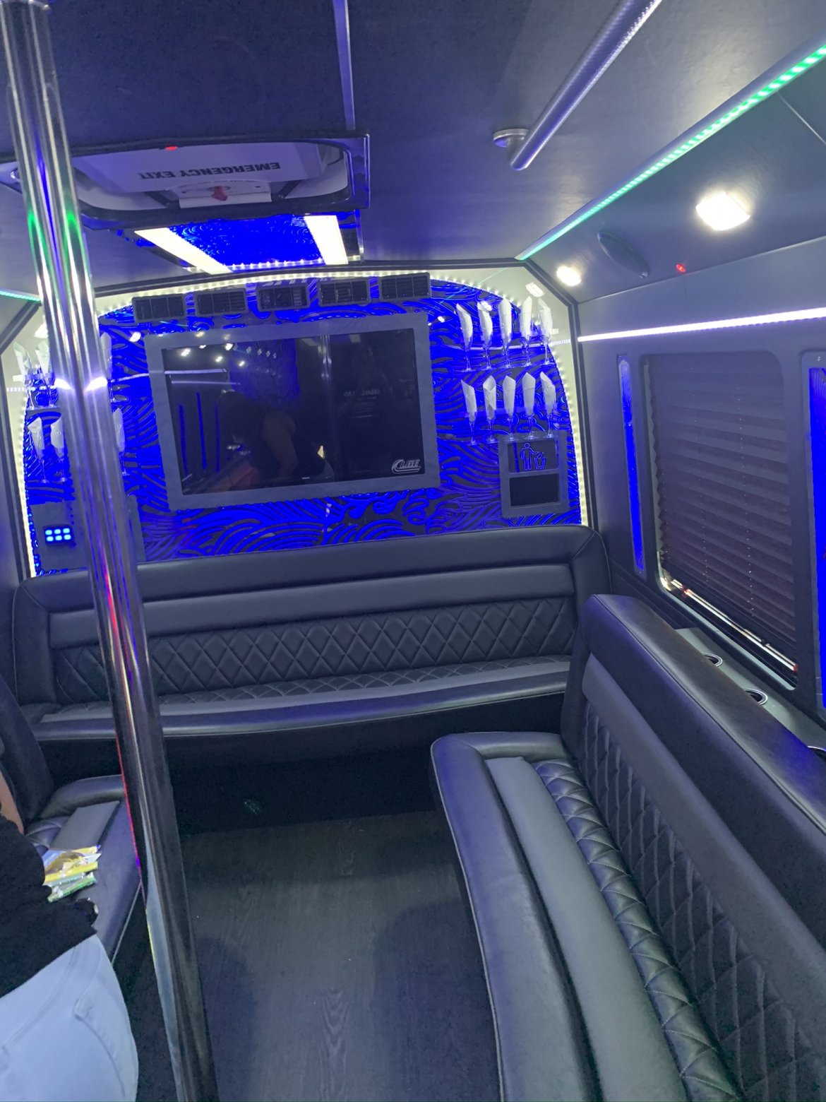 Limo Bus for sale: 2011 Ford 550
