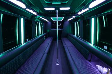 2018 Ford F550 Limo Bus for Sale in Fort myers, FL - Photo 2