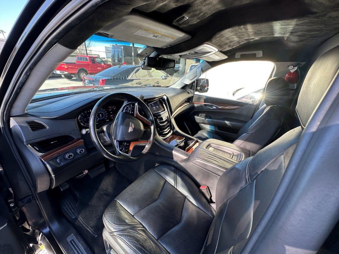 SUV Stretch for Sale in Carson, CA - Photo 26