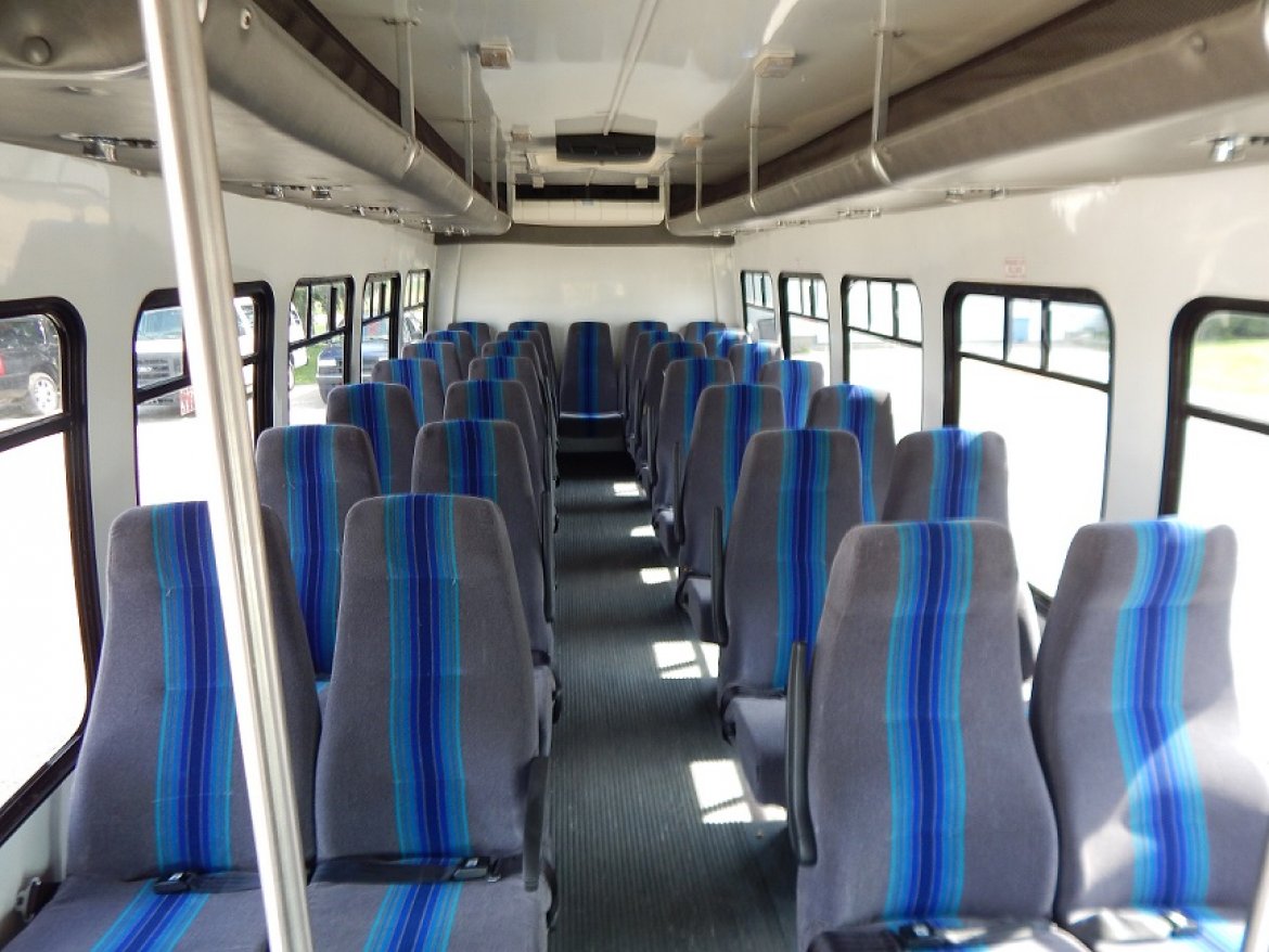 Photo of Shuttle Bus for sale: 2004 Chevrolet StarTran
