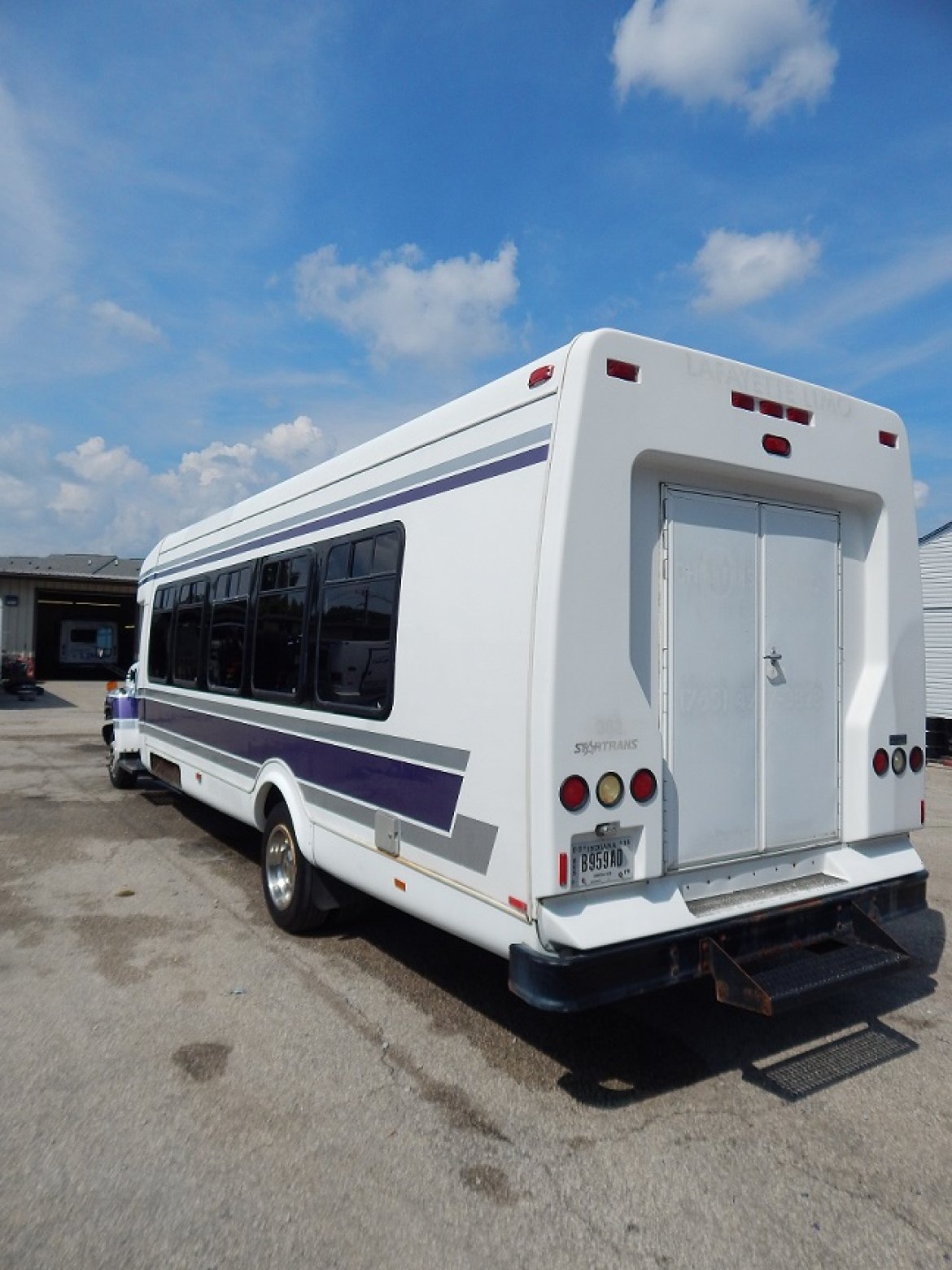 Photo of Shuttle Bus for sale: 2004 Chevrolet StarTran