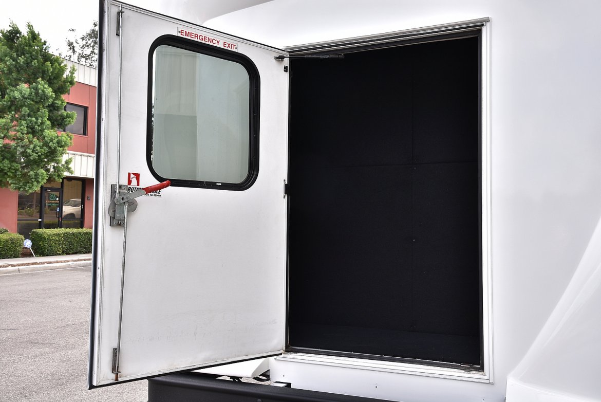 Photo of Limo Bus for sale: 2012 Ford E-450 by Starcraft