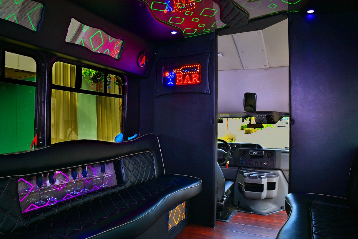 Photo of Limo Bus for sale: 2012 Ford E-450 by Starcraft