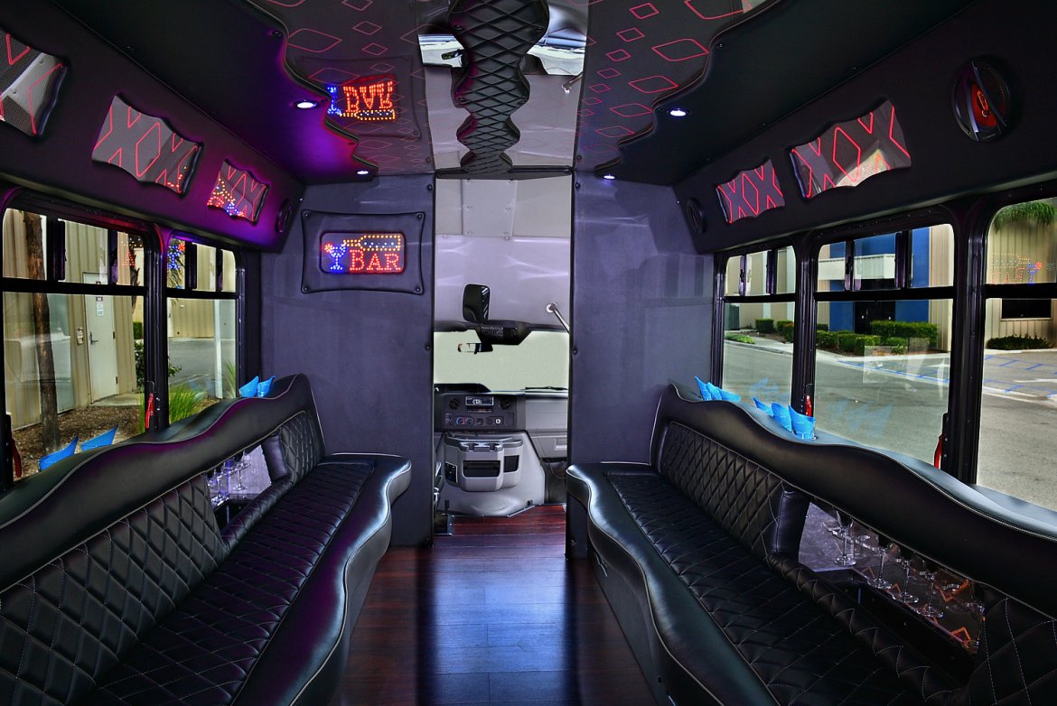 Photo of Limo Bus for sale: 2012 Ford E-450 by Starcraft