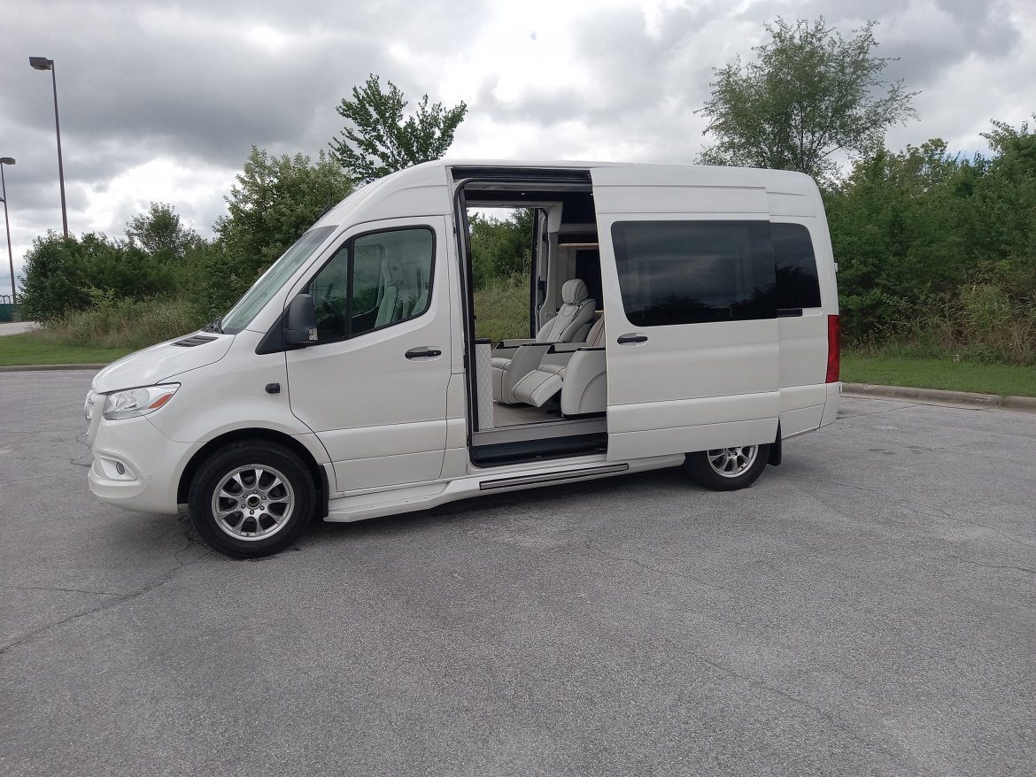 Sprinter for Sale in Springfield, MO - Photo 4