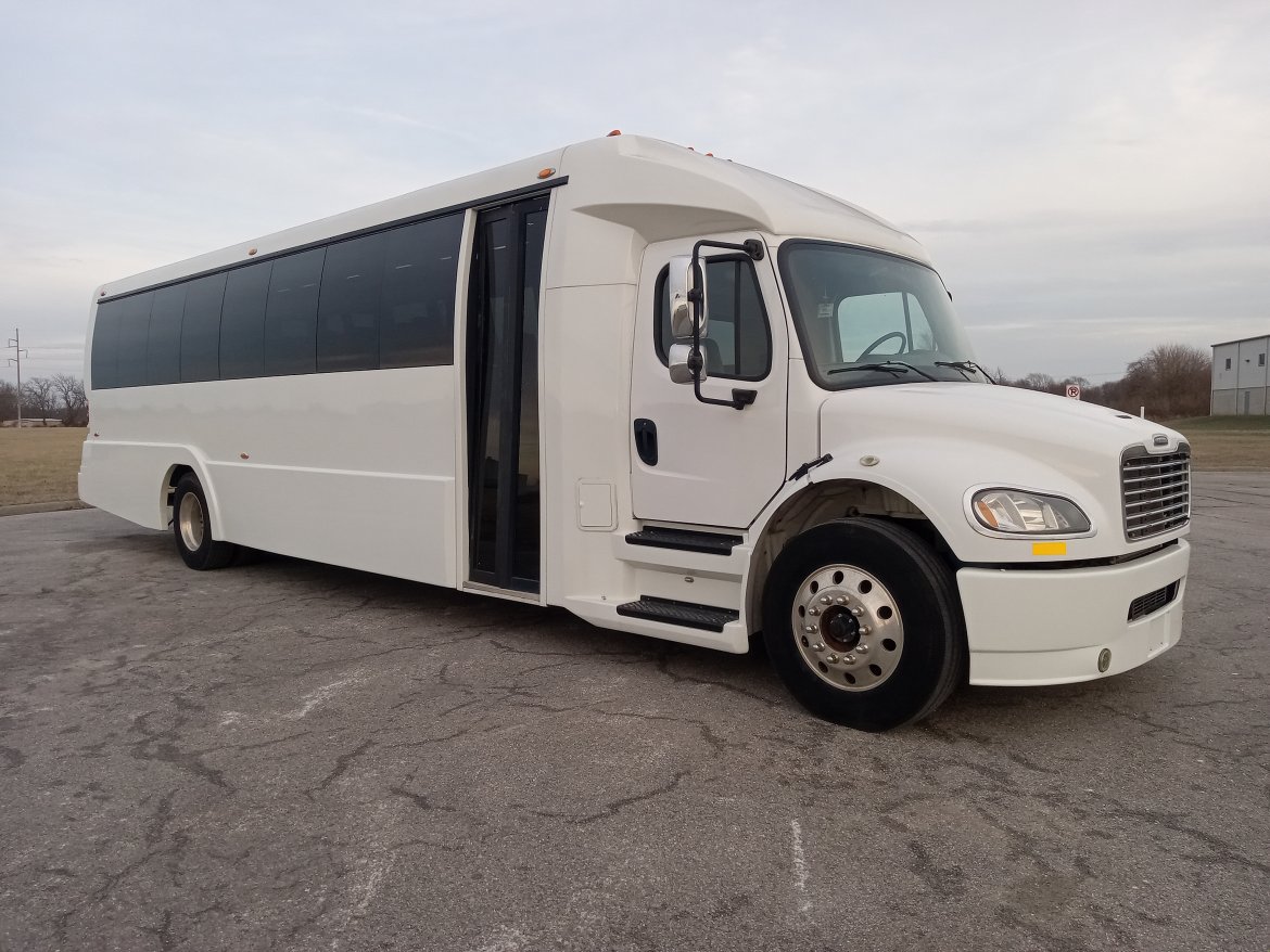 Shuttle Bus for sale: 2017 Freightliner E40 40&quot; by Executive Coach Builders