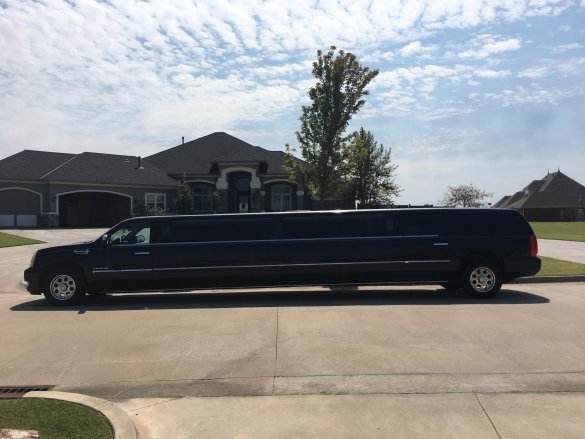 2008 GMC Suburban SUV Stretch for Sale in Shawnee, OK - Main Photo