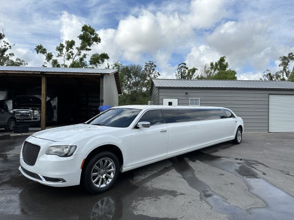 2012 Chrysler 300 140” Stretch Limousine for Sale in Fort Myers, FL - Photo 2