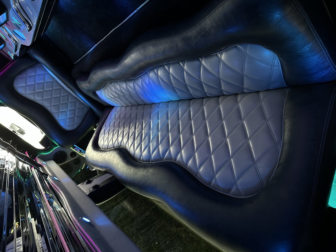 Limousine for Sale in Fort Myers, FL - Photo 11