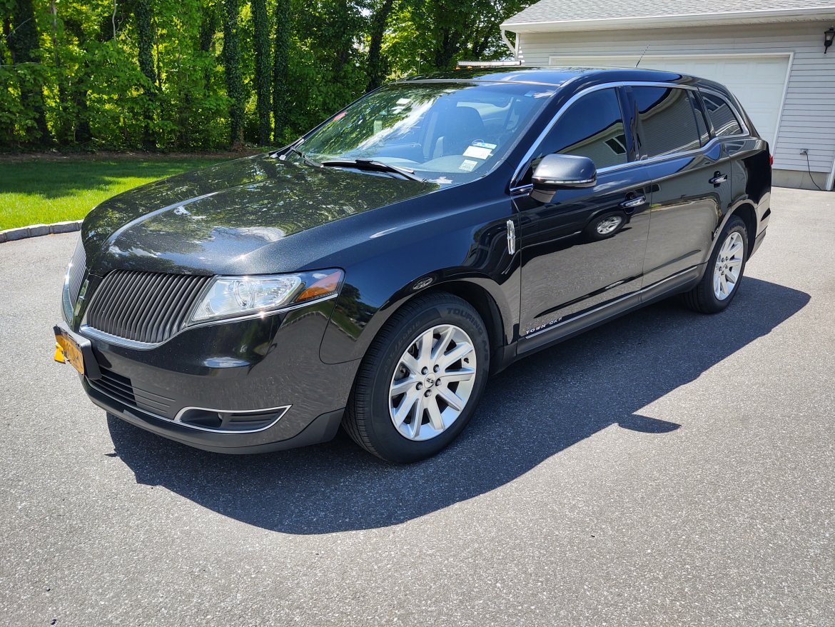 Sedan for sale: 2015 Lincoln MKT by Lincoln