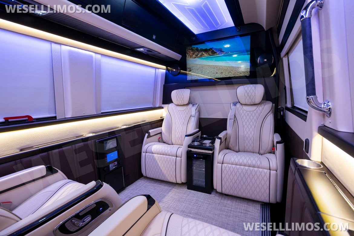 Photo of Sprinter for sale: 2025 Mercedes-Benz Sprinter 3500 170 ht Diplomat 170" by Executive Coach Builders