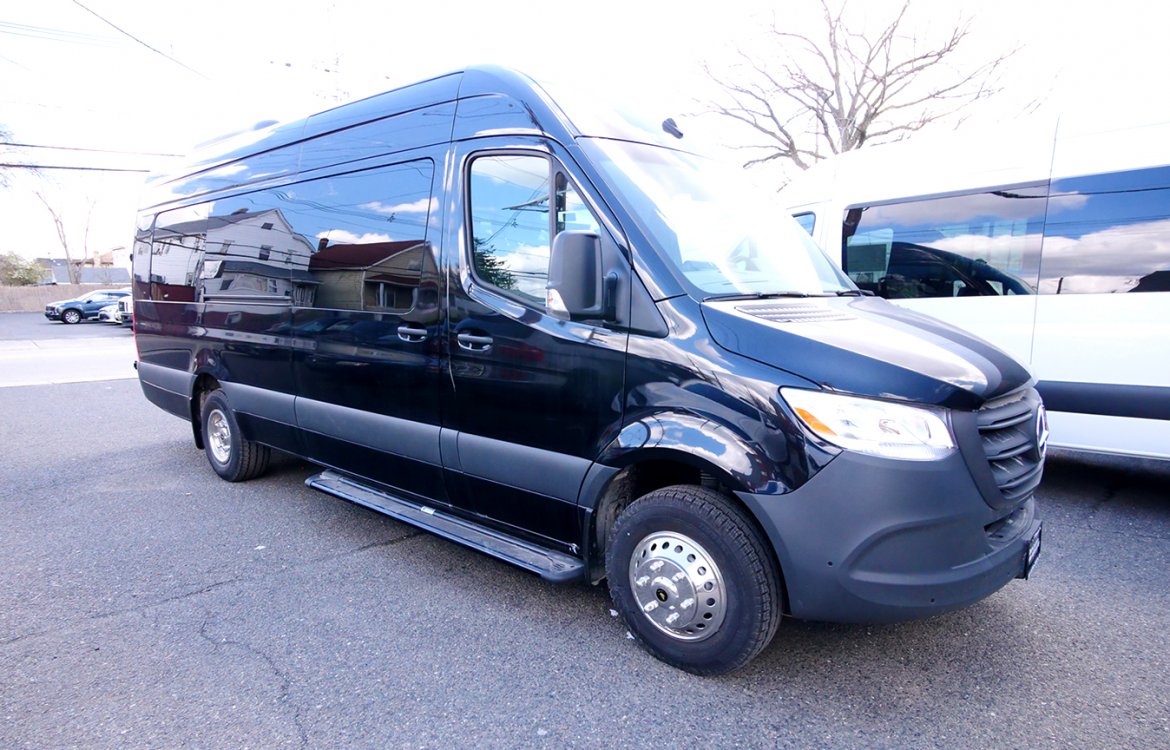 Shuttle Bus for Sale in South Hackensack, NJ - Photo 12
