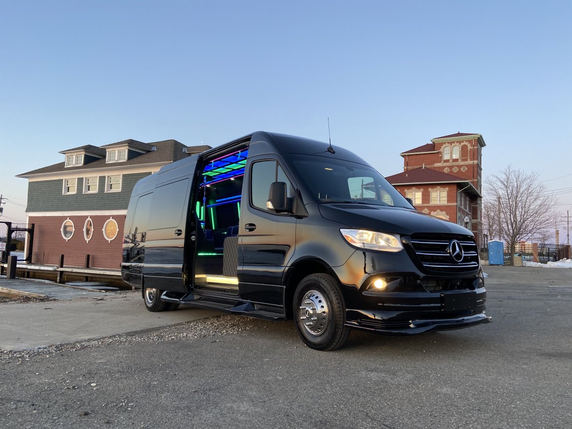 Sprinter for Sale in Erie, PA - Photo 2