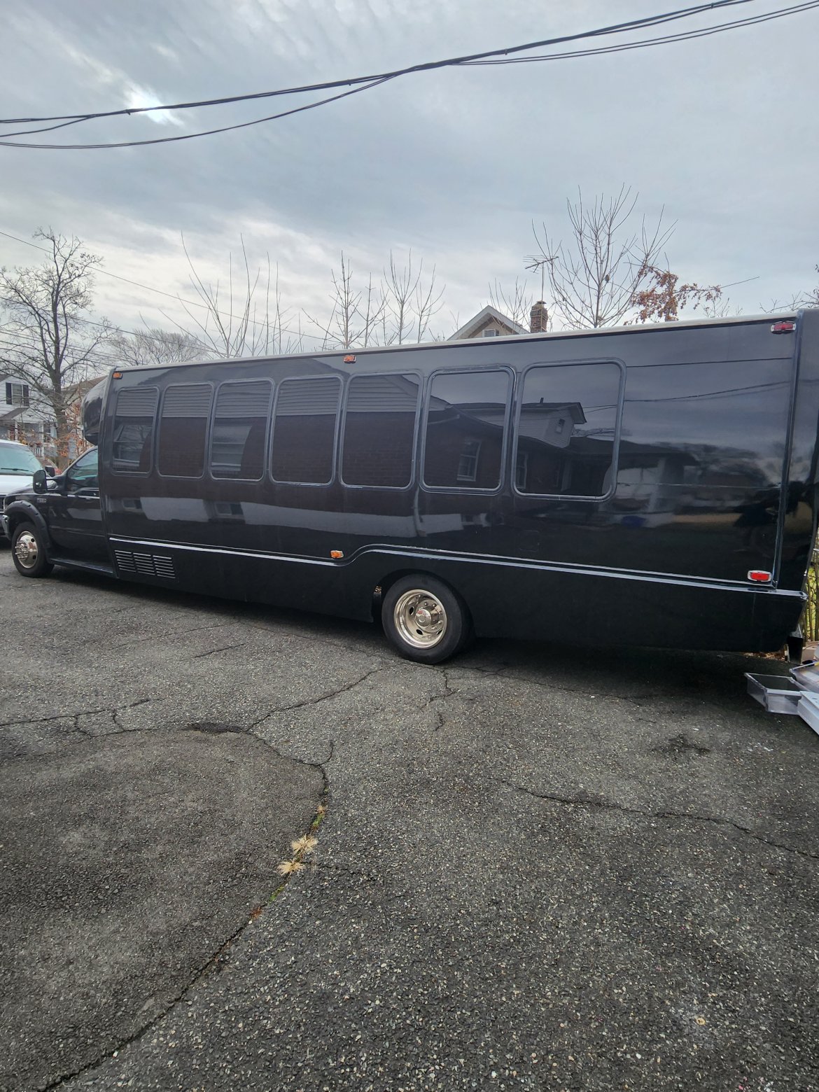Limo Bus for Sale in Wayne, NJ - Photo 14