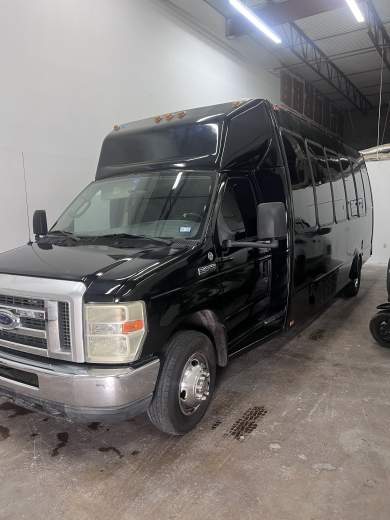 2008 Ford E450 Limo Bus for Sale in Dallas, Texas, US - Photo 3