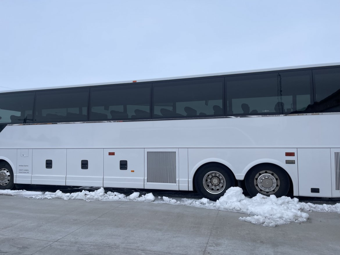 Motorcoach for Sale in Grand Island, NE - Photo 2