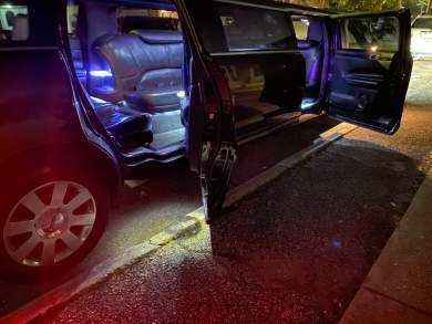 2013 Lincoln mkt Limousine for Sale in woodside, New York, US - Photo 4