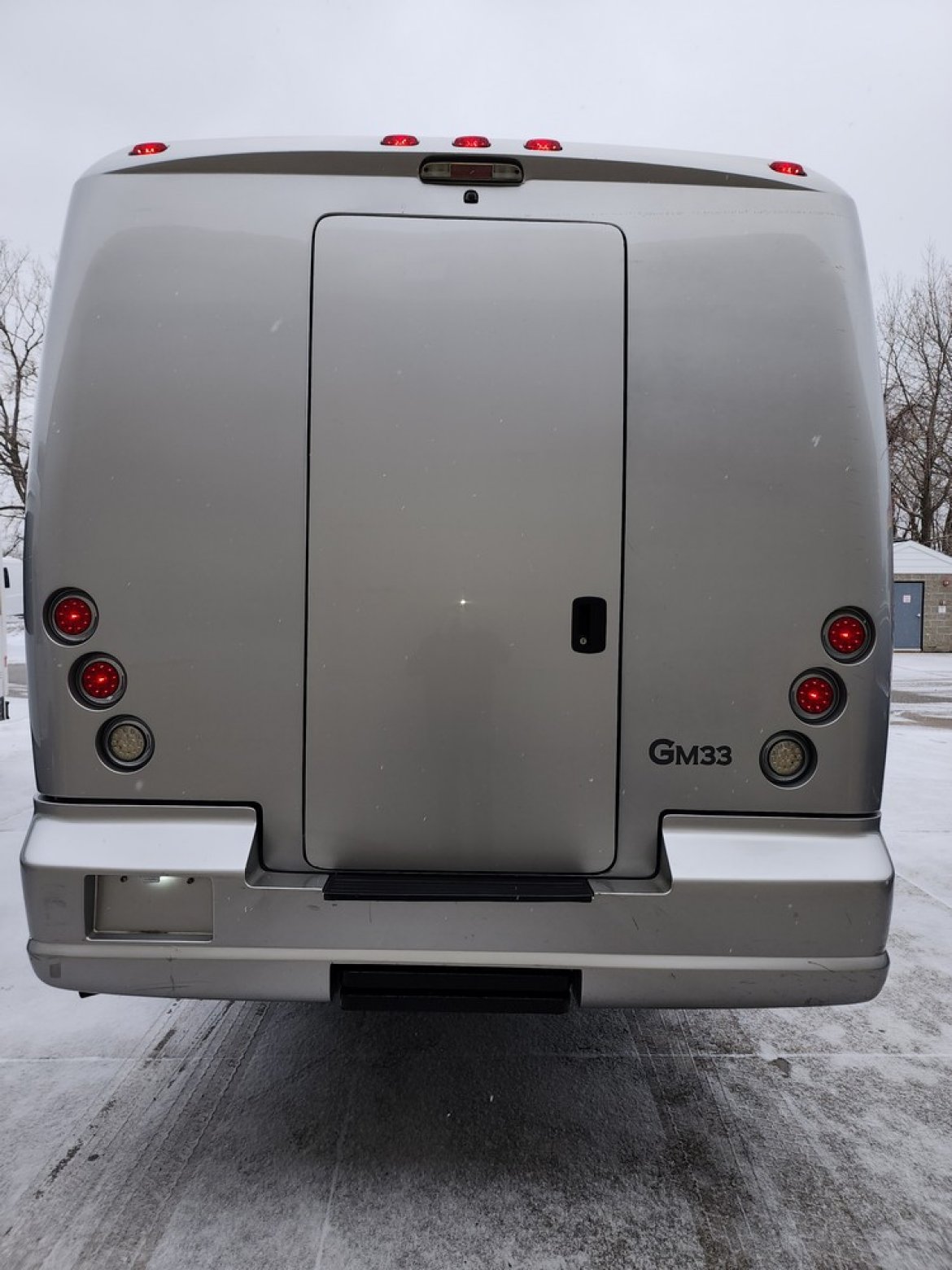 Executive Shuttle for Sale in Erie, PA - Photo 11