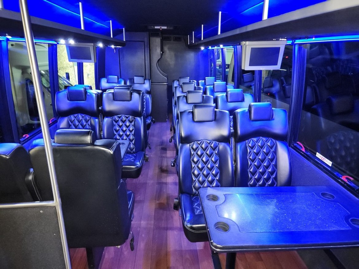 Executive Shuttle for Sale in Erie, PA - Photo 22