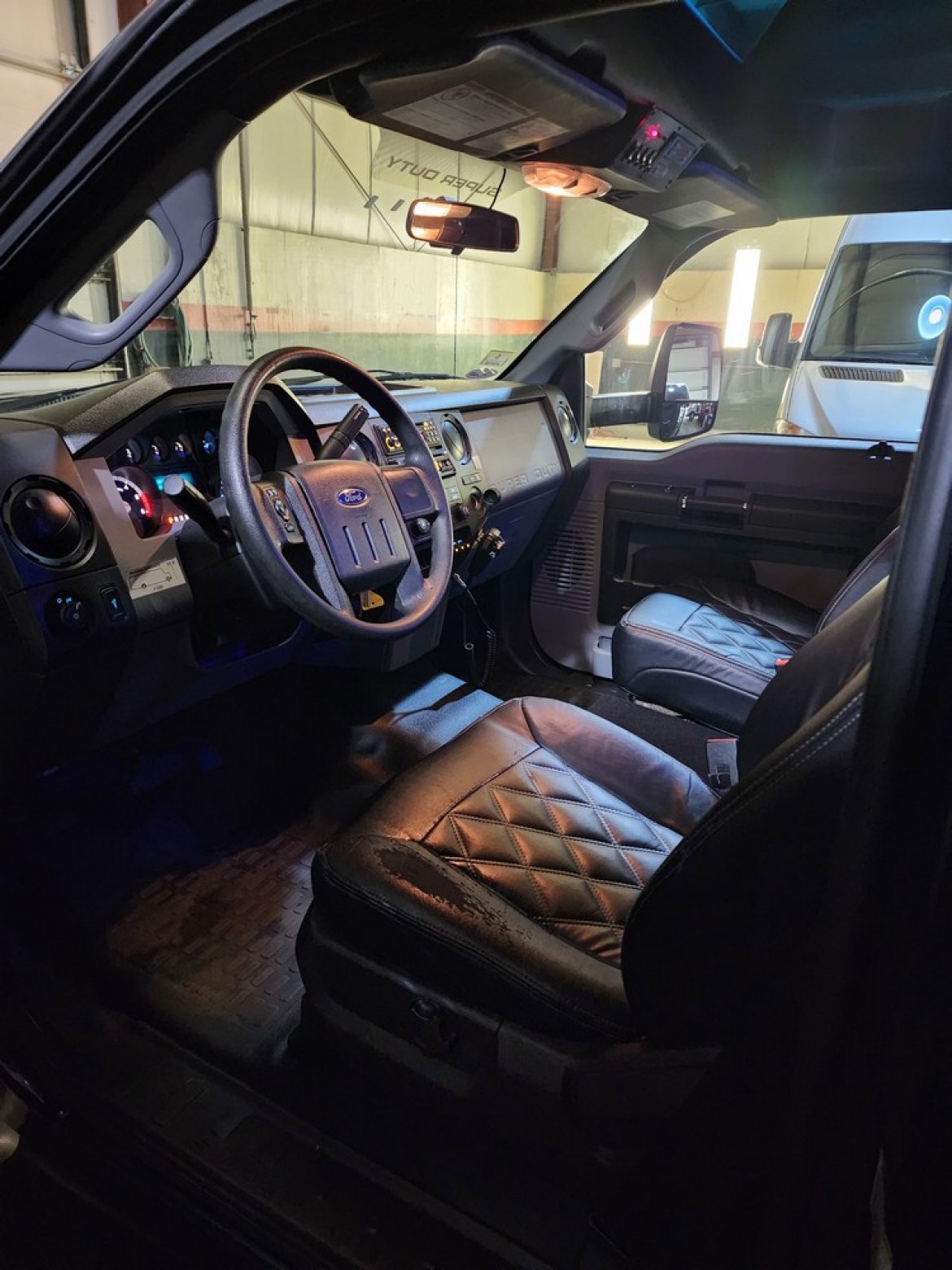Executive Shuttle for Sale in Erie, PA - Photo 29