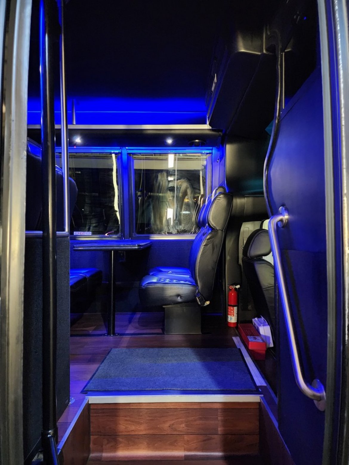 Executive Shuttle for Sale in Erie, PA - Photo 33