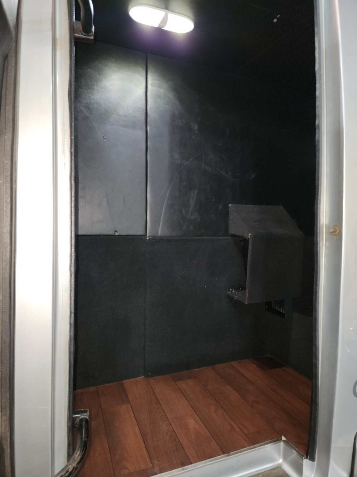 Executive Shuttle for Sale in Erie, PA - Photo 46