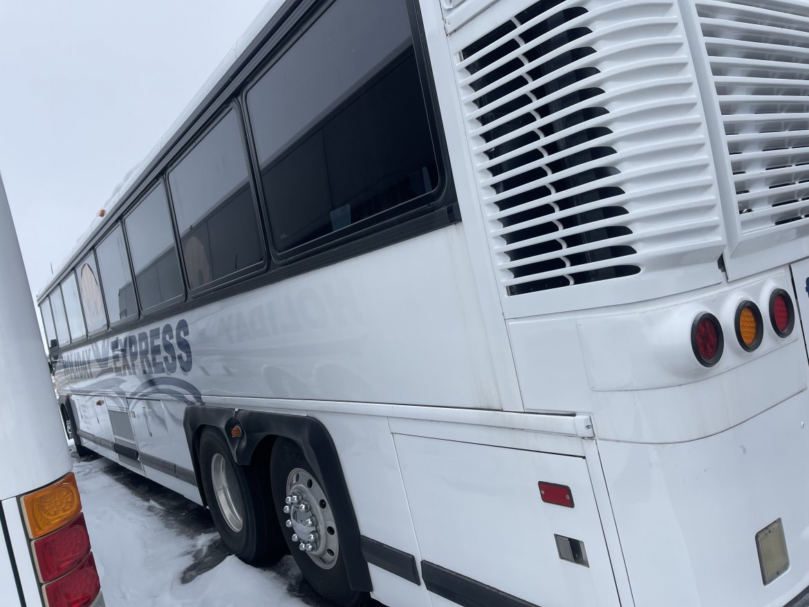 Motorcoach for Sale in Grand Island, NE - Photo 3