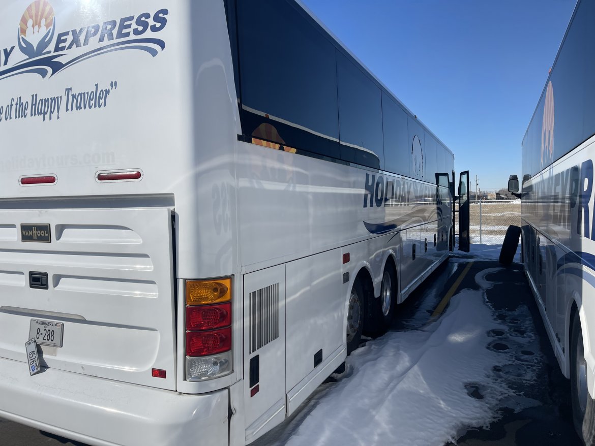 Motorcoach for Sale in Grand Island, NE - Photo 4