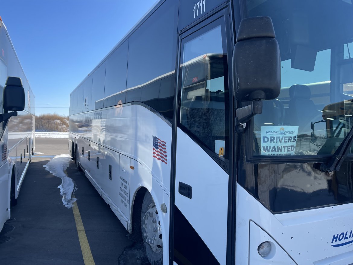 Motorcoach for Sale in Grand Island, NE - Photo 5