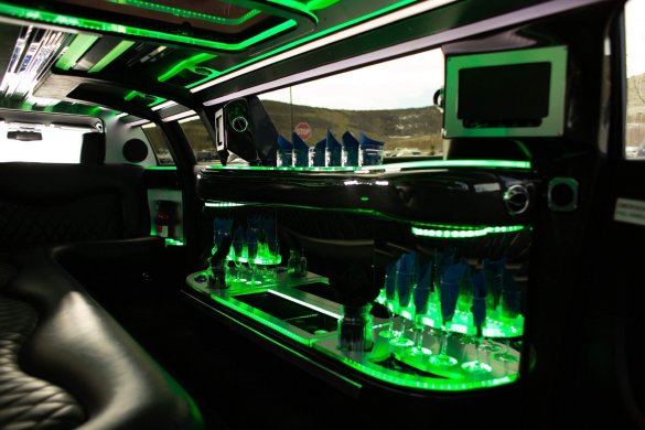 2014 Chrysler 300 Stretch Limousine for Sale in Colorado Springs, CO - Photo 2
