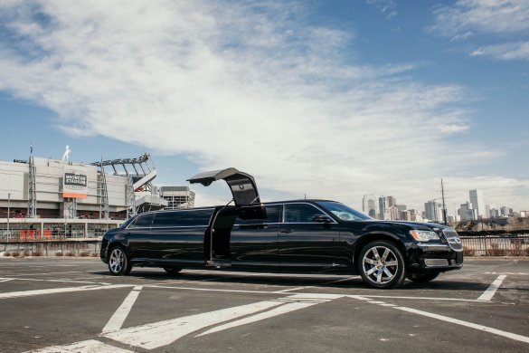 2014 Chrysler 300 Stretch Limousine for Sale in Colorado Springs, CO - Main Photo