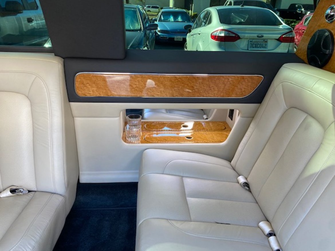 Limousine for Sale in Ontario, CA - Photo 18