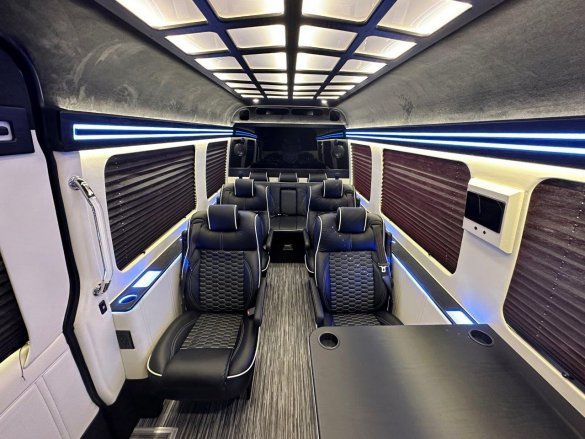 2021 Mercedes-Benz Executive Sprinter Shuttle Bus for Sale in CARSON, CA - Photo 3