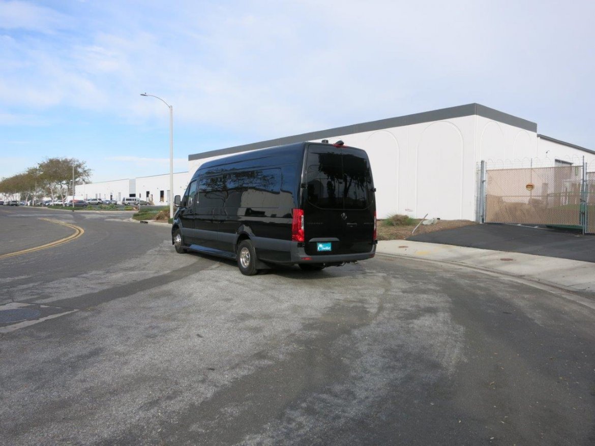 Shuttle Bus for Sale in CARSON, CA - Photo 18