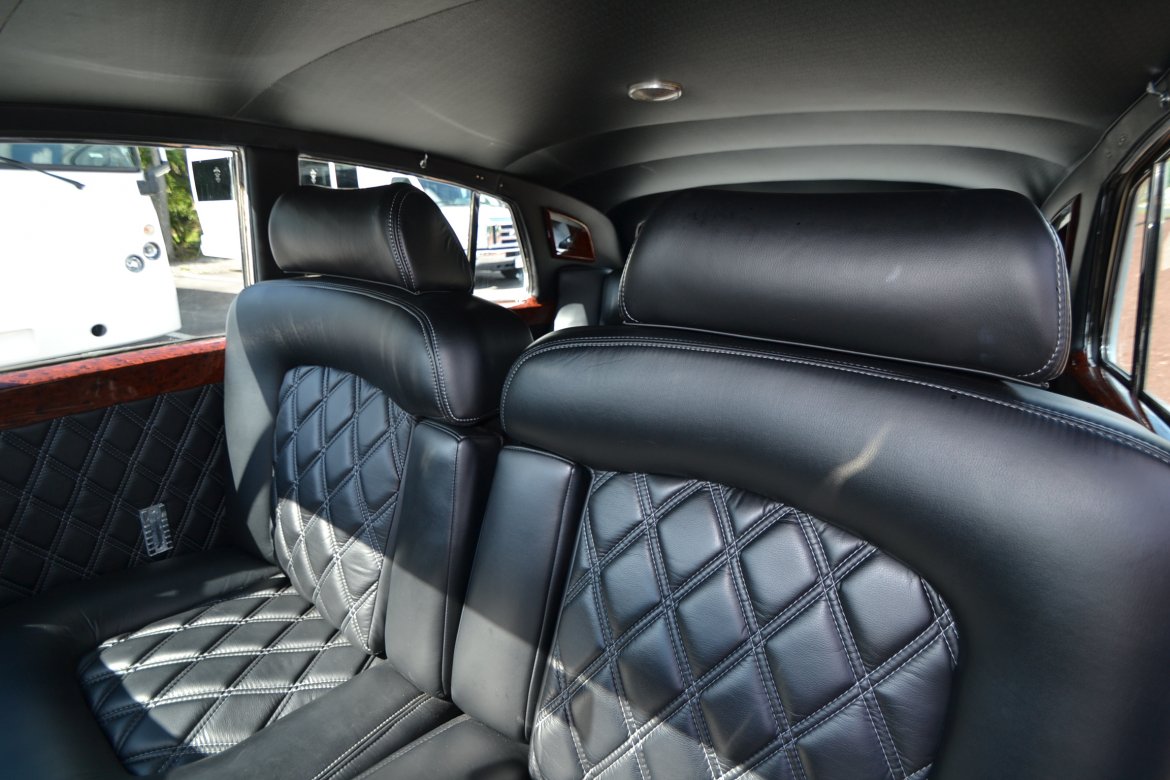 Photo of Antique for sale: 1964 Rolls-Royce Silver Cloud by First Class Customs