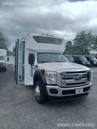 2014 Ford F550 Limo Bus for Sale in West palm beach, FL - Main Photo
