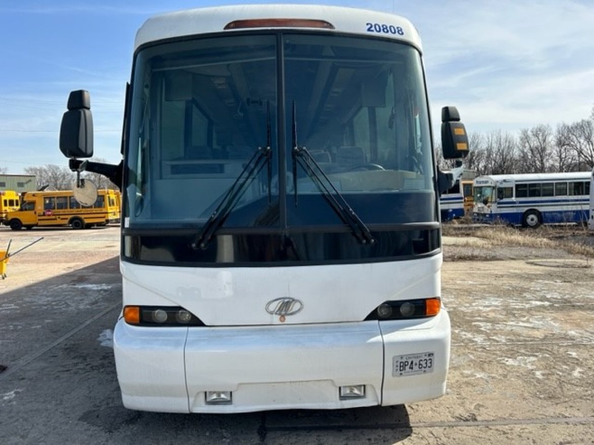 Motorcoach for Sale in Cincinnati, OH - Photo 2