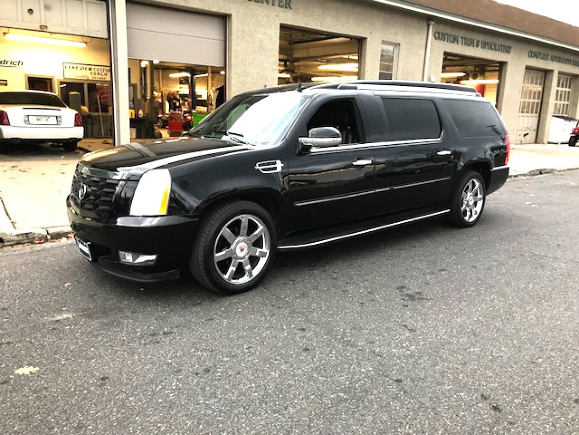 CEO SUV Mobile Office for sale: 2009 Cadillac Escalade 20&quot; by Empire